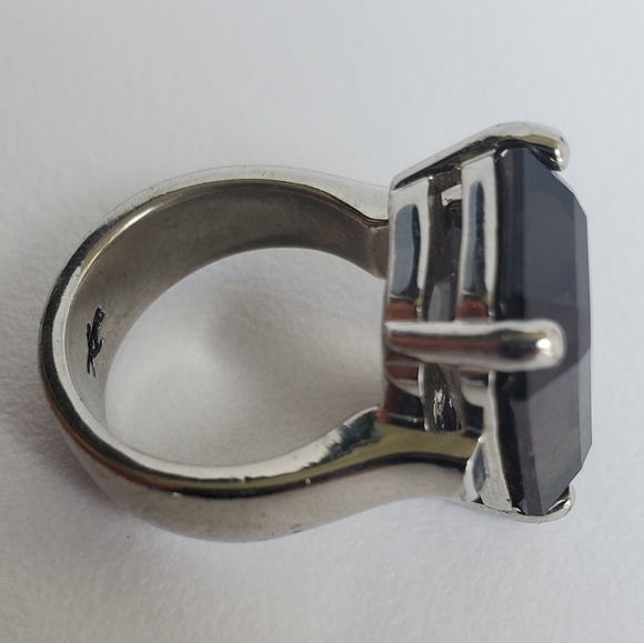 Kenneth Cole dark blue green faux stone and silver tone ring sz 8 - Picture 3 of 4